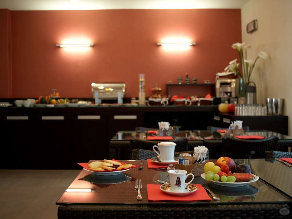 Hotel Montini Linate Airport Peschiera Borromeo Restaurant photo